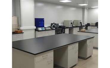 怎樣的實驗室家具契合人體工程學(xué)？山西艾德沃思小編告訴您